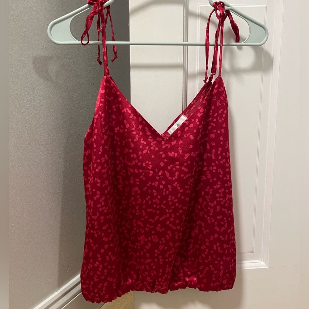 ✨MUST GO free ship! Socialite V-neck Banded Camisole in fuchsia/pink - Medium - Picture 2 of 5